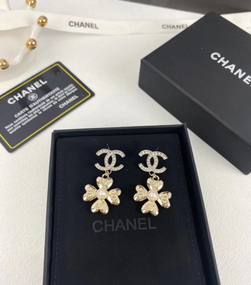 Ch**el earrings